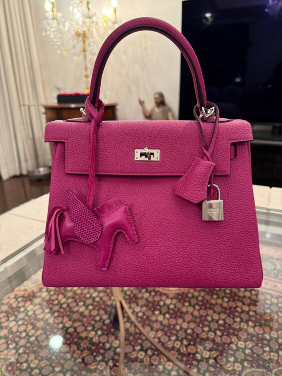 エルメスケリー25ローズパープル（ブランドバッグ）の商品画像 - 査定依頼日：2025年4月2日 - 最高査定価格：2,200,000円