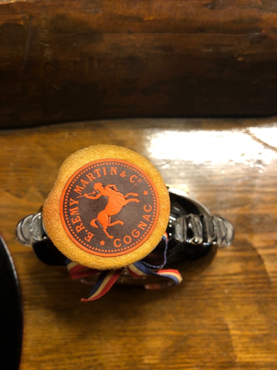 ブランデー レミーマルタン （お酒）の商品画像 - 査定依頼日：2026年3月6日 - 最高査定価格：92,000円