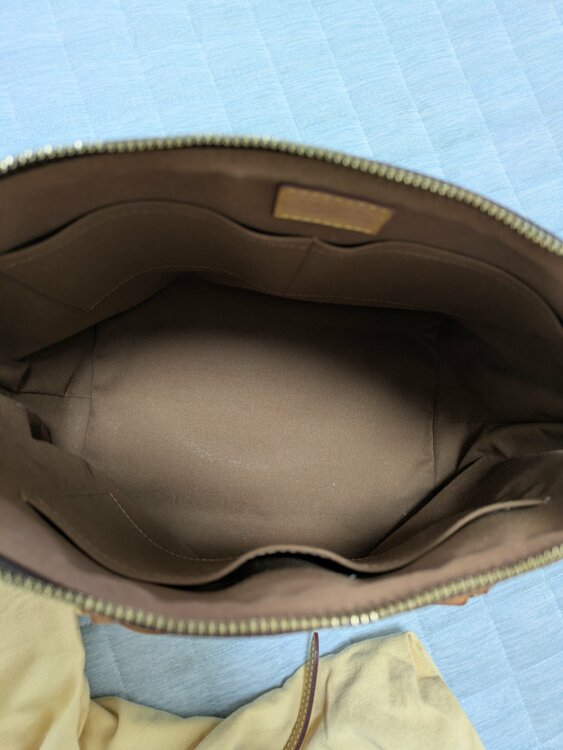 TA1173（ブランドバッグ）の商品画像 - 査定依頼日：2026年8月27日 - 最高査定価格：85,000円