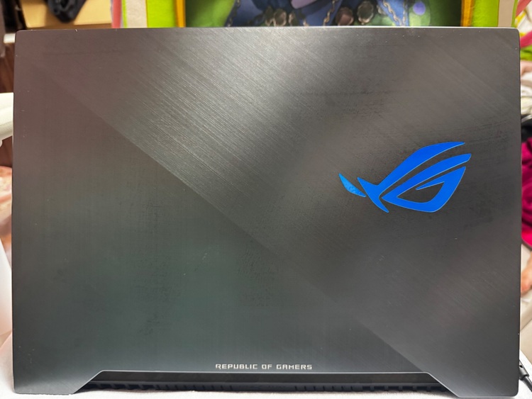 GL504GM-I7G1060（PC・タブレット）の商品画像 - 査定依頼日：2025年8月17日 - 最高査定価格：15,000円