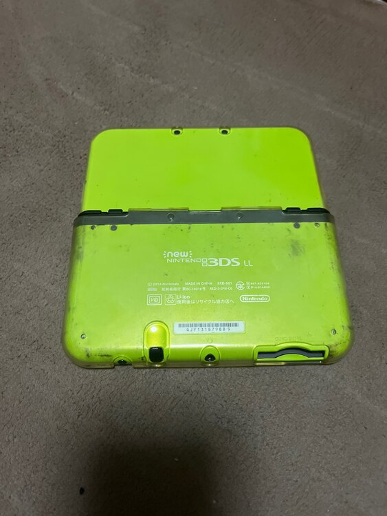 Newニンテンドー3DSLLライム×ブラック（ゲーム機本体・ゲームソフト）の商品画像 - 査定依頼日：2025年4月3日 - 最高査定価格：6,000円