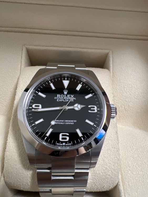 ロレックス エクスプローラー 22427（高級時計）の商品画像 - 査定依頼日：2025年8月8日 - 最高査定価格：1,150,000円