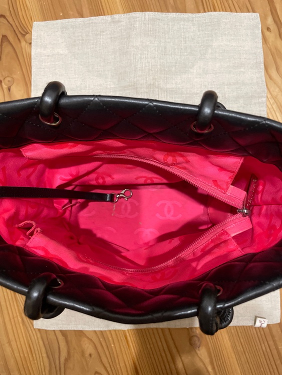 9895444（ブランドバッグ）の商品画像 - 査定依頼日：2025年7月12日 - 最高査定価格：150,000円