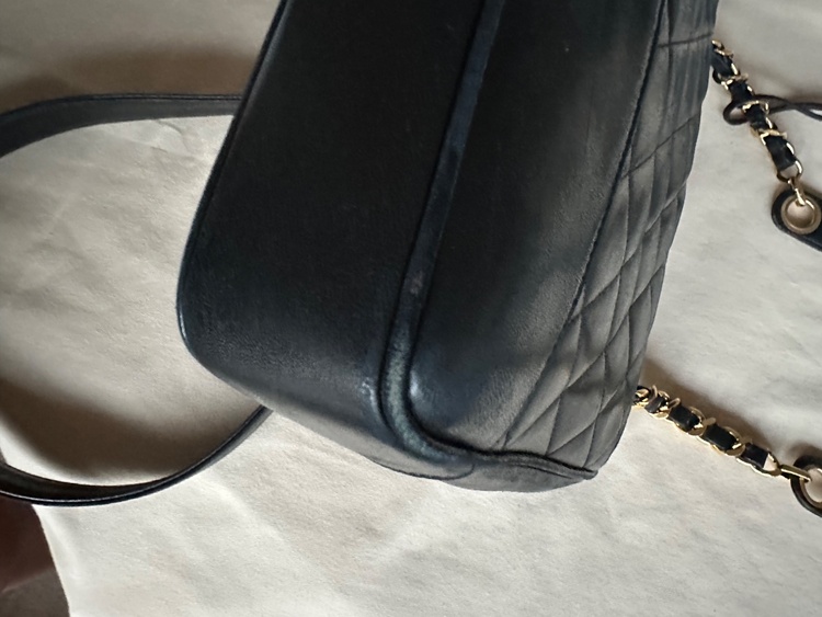 希少 1993年　ヴィンテージ CHANEL ラムスキン キルティング チェーントート（ブランドバッグ）の商品画像 - 査定依頼日：2026年8月21日 - 最高査定価格：140,000円