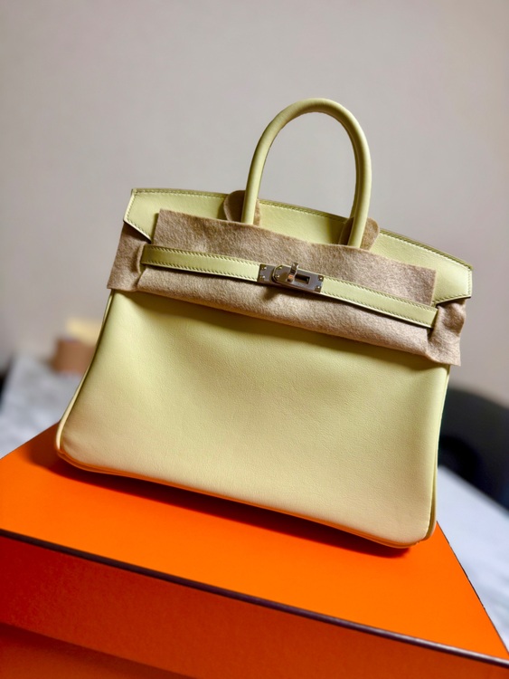 エルメス バーキン （ブランドバッグ）の商品画像 - 査定依頼日：2025年6月6日 - 最高査定価格：2,600,000円