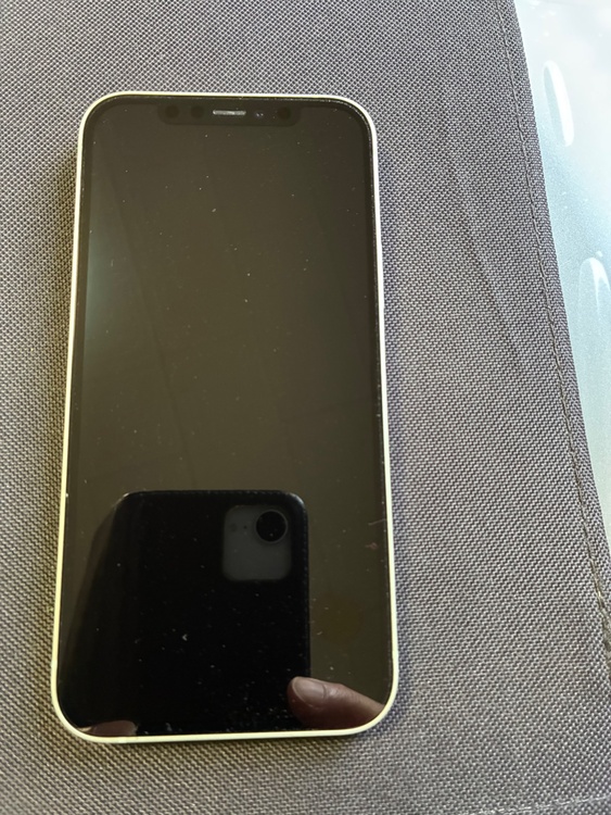iPhone 12 64GB SIMフリー（スマホ）の商品画像 - 査定依頼日：2026年5月12日 - 最高査定価格：24,000円