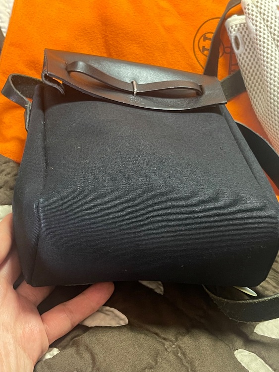 エールバッグショルダー（ブランドバッグ）の商品画像 - 査定依頼日：2025年9月11日 - 最高査定価格：300,000円