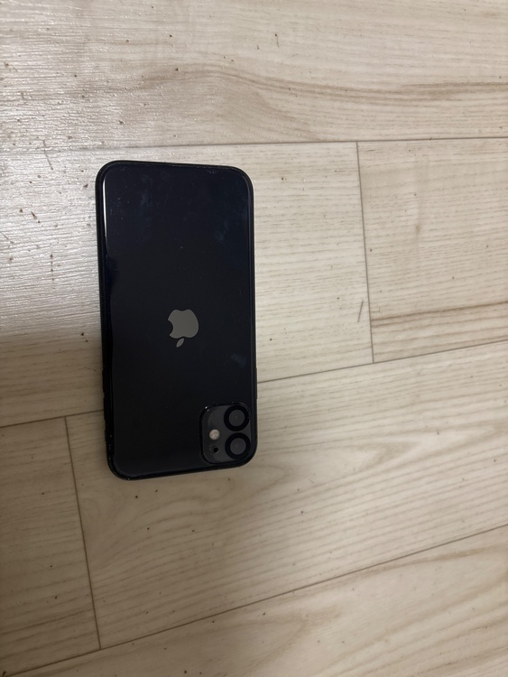 iPhone11 128GB Softbank（スマホ）の商品画像 - 査定依頼日：2026年1月15日 - 最高査定価格：23,000円