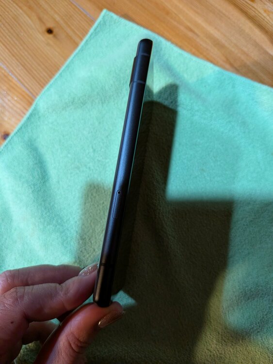 Pixel 7シリーズ au （スマホ）の商品画像 - 査定依頼日：2026年3月25日 - 最高査定価格：12,000円