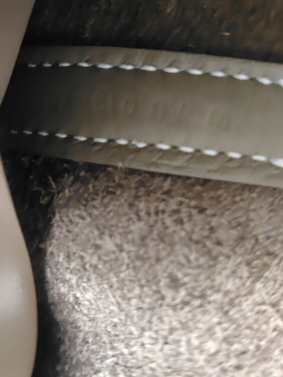 ピコタンロックMMエトゥープ（ブランドバッグ）の商品画像 - 査定依頼日：2025年6月17日 - 最高査定価格：700,000円