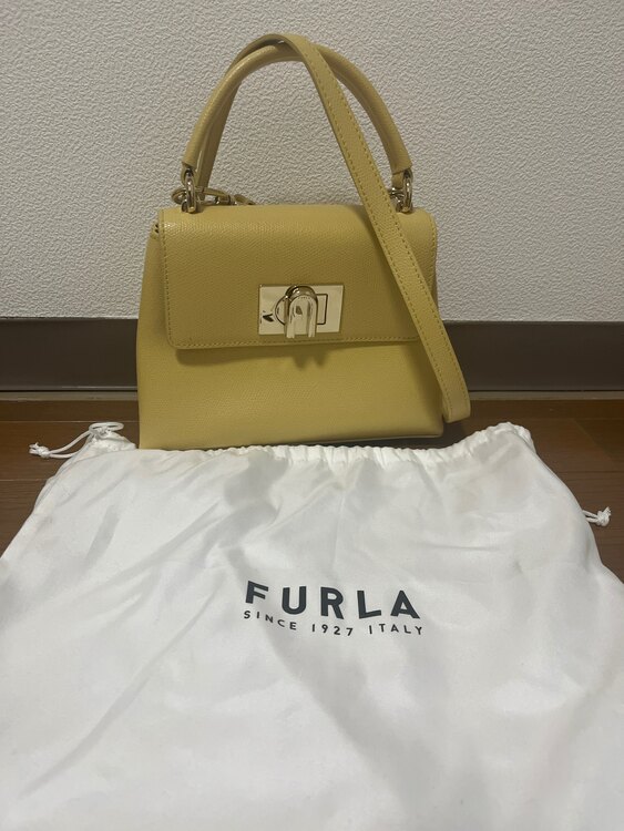 その他 フルラ （ブランドバッグ）の商品画像 - 査定依頼日：2025年2月5日 - 最高査定価格：5,000円