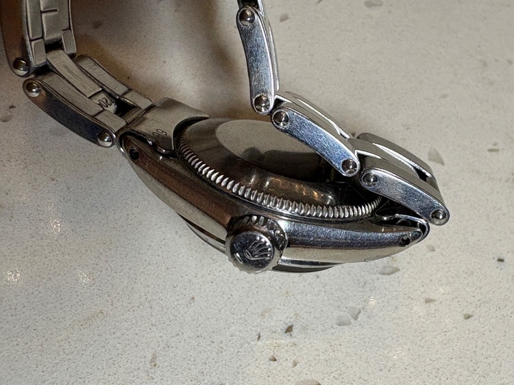 オイスターパーペチュアル　レディース（高級時計）の商品画像 - 査定依頼日：2026年2月27日 - 最高査定価格：250,000円