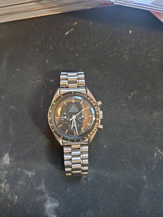 オメガ スピードマスター （高級時計）の商品画像 - 査定依頼日：2025年11月19日 - 最高査定価格：600,000円