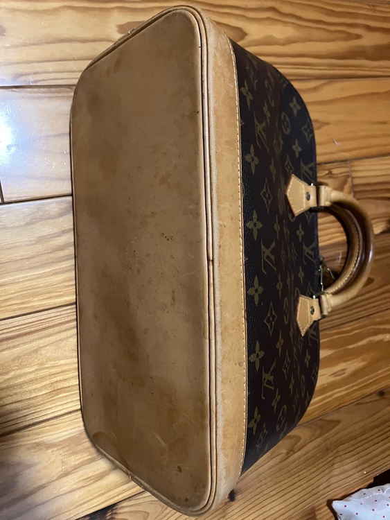 ルイヴィトン アルマ （ブランドバッグ）の商品画像 - 査定依頼日：2025年11月26日 - 最高査定価格：60,000円