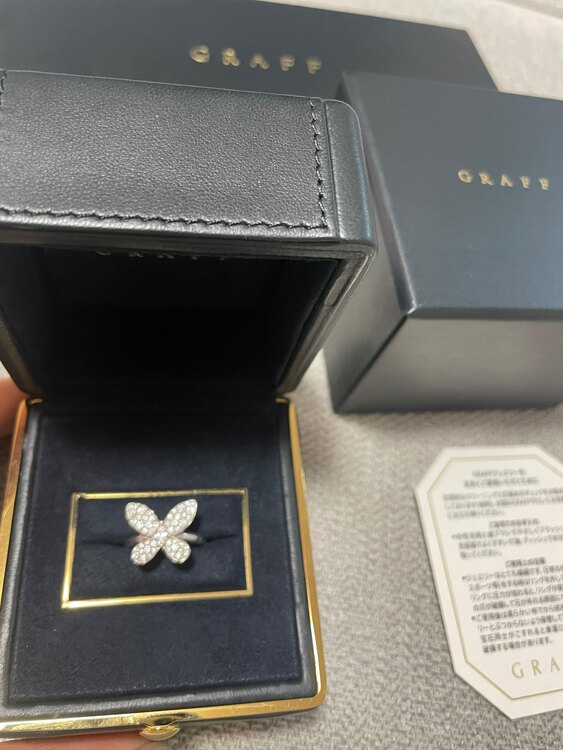 グラフ　バタフライダイヤモンドミニリング（宝石）の商品画像 - 査定依頼日：2024年1月28日 - 最高査定価格：400,000円