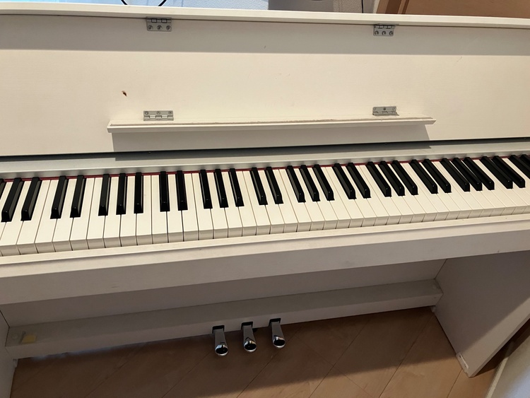 YDP-S52WH（ピアノ・楽器・PA機材）の商品画像 - 査定依頼日：2026年4月7日 - 最高査定価格：5,000円