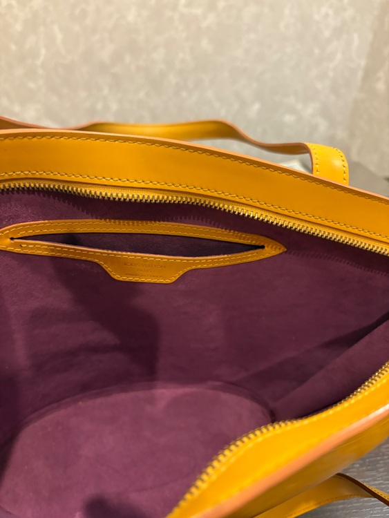 サンジャック（ブランドバッグ）の商品画像 - 査定依頼日：2025年9月29日 - 最高査定価格：37,000円