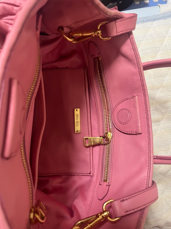 2wayマテラッセ（ブランドバッグ）の商品画像 - 査定依頼日：2025年6月10日 - 最高査定価格：50,000円