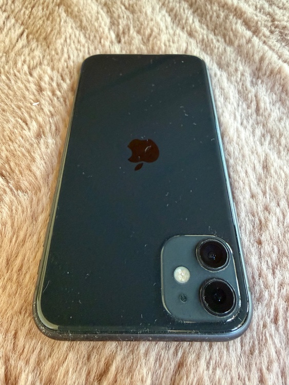 iPhone11（スマホ）の商品画像 - 査定依頼日：2026年4月4日 - 最高査定価格：23,000円