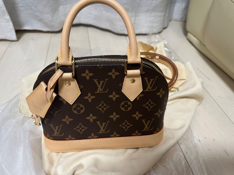 ルイヴィトン アルマ （ブランドバッグ）の商品画像 - 査定依頼日：2025年10月2日 - 最高査定価格：200,000円