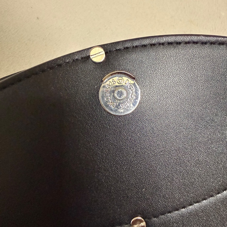 その他 その他 （ブランドバッグ）の商品画像 - 査定依頼日：2026年4月10日 - 最高査定価格：10,000円