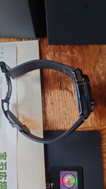 ウブロ ビックバン （高級時計）の商品画像 - 査定依頼日：2026年4月3日 - 最高査定価格：1,300,000円