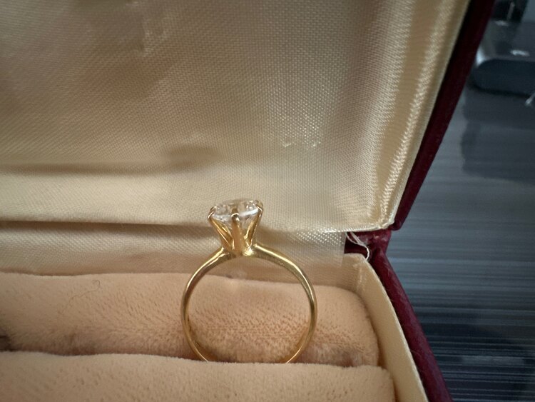 k18リング　ダイヤモンド（宝石）の商品画像 - 査定依頼日：2025年3月18日 - 最高査定価格：100,000円