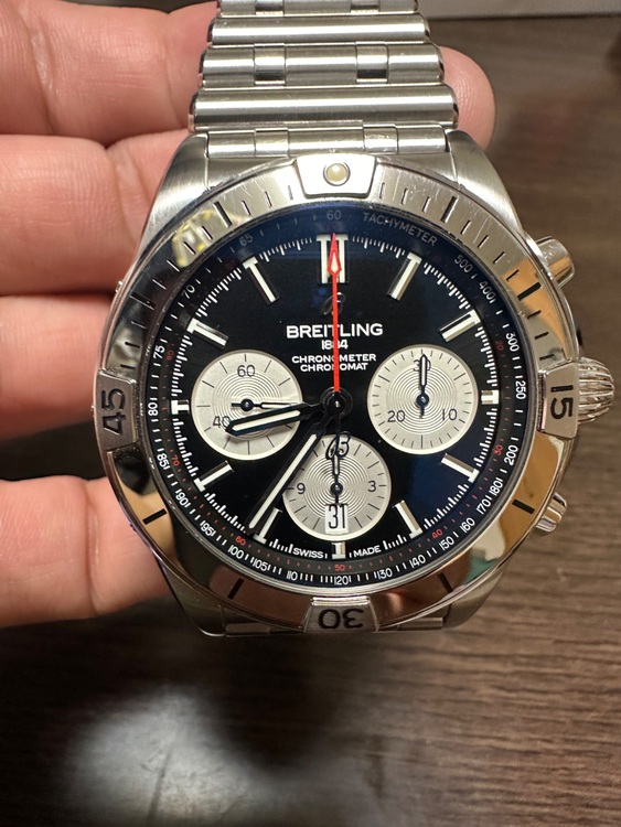 ブライトリング クロノマット B01 4（高級時計）の商品画像 - 査定依頼日：2025年6月12日 - 最高査定価格：650,000円