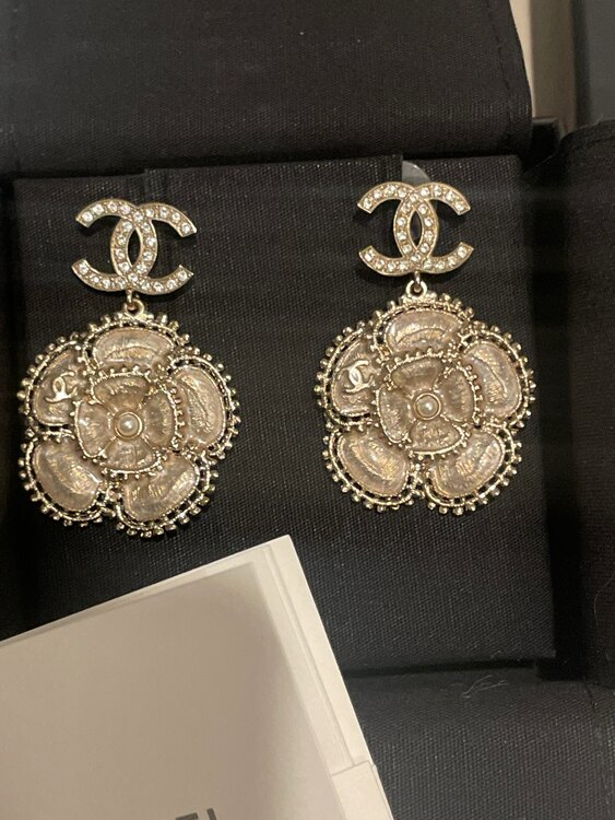 シャネル ABC212 ピアス（金・貴金属）の商品画像 - 査定依頼日：2024年4月20日 - 最高査定価格：70,000円