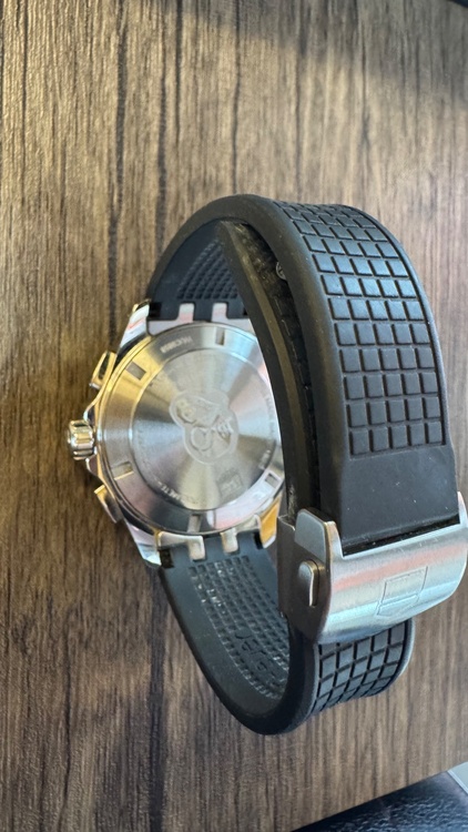 タグホイヤー アクアレーサー（高級時計）の商品画像 - 査定依頼日：2026年6月8日 - 最高査定価格：150,000円