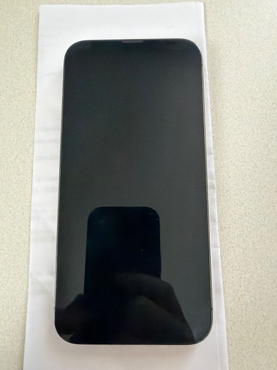 iPhone13Pro MAX 256GB simフリー（スマホ）の商品画像 - 査定依頼日：2026年4月16日 - 最高査定価格：61,000円