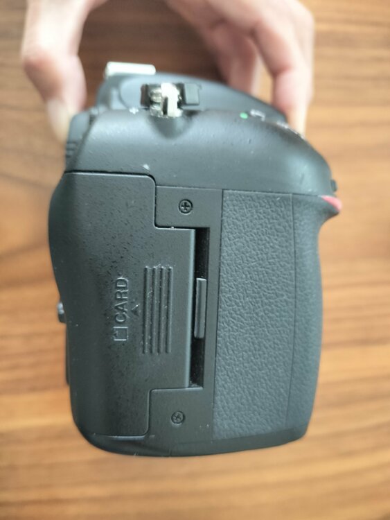 D610（カメラ）の商品画像 - 査定依頼日：2026年1月18日 - 最高査定価格：13,500円