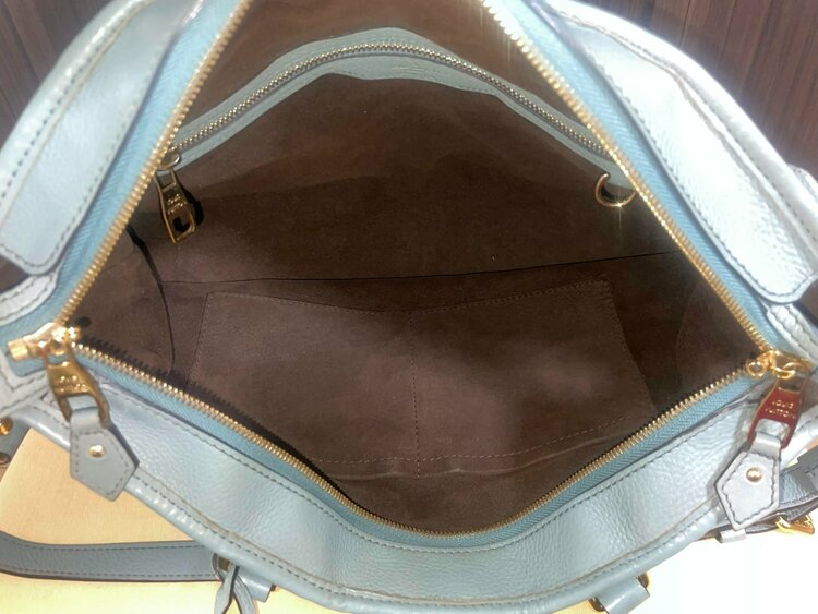 マヒナ PM（ブランドバッグ）の商品画像 - 査定依頼日：2026年3月26日 - 最高査定価格：120,000円