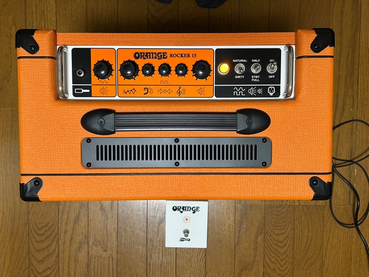 Rocker15（ピアノ・楽器・PA機材）の商品画像 - 査定依頼日：2026年6月5日 - 最高査定価格：18,000円