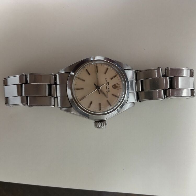 ロレックス パーペチュアル 7204（高級時計）の商品画像 - 査定依頼日：2025年6月27日 - 最高査定価格：250,000円