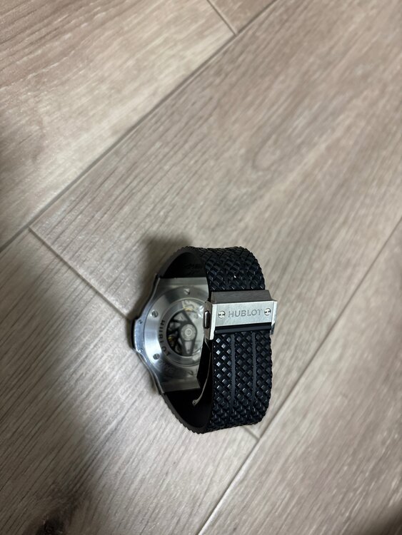 ウブロ ビックバン （高級時計）の商品画像 - 査定依頼日：2025年1月22日 - 最高査定価格：530,000円