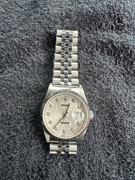 ロレックス デイトジャスト 16234（高級時計）の商品画像 - 査定依頼日：2025年4月7日 - 最高査定価格：900,000円