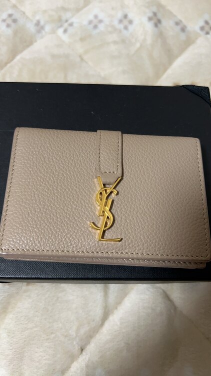 カードケース（ブランド財布・小物）の商品画像 - 査定依頼日：2025年2月1日 - 最高査定価格：23,000円