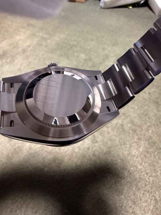 オイスターパーペチュアル41ミリ（高級時計）の商品画像 - 査定依頼日：2026年1月13日 - 最高査定価格：1,700,000円