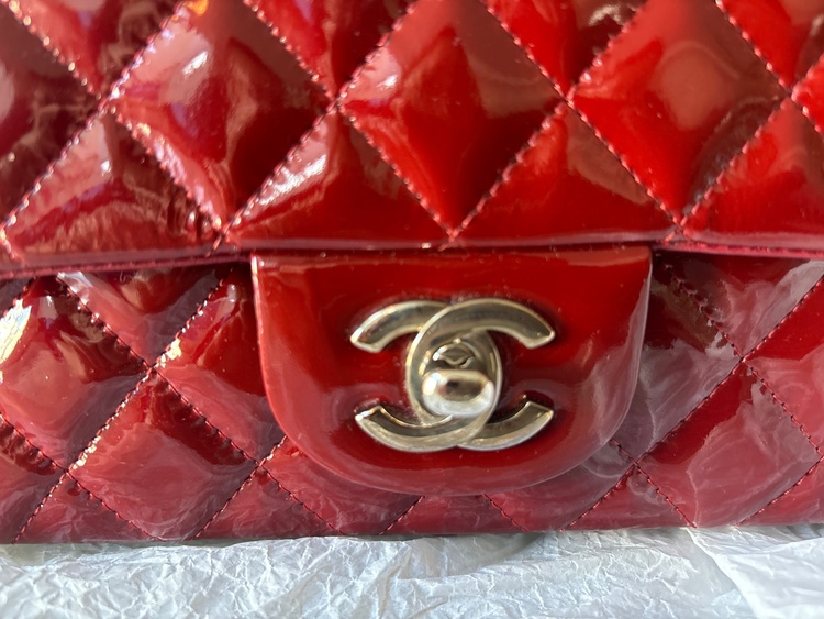 シャネル マトラッセ （ブランドバッグ）の商品画像 - 査定依頼日：2025年12月17日 - 最高査定価格：300,000円