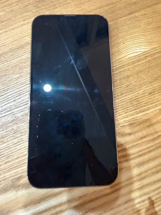 iPhone iPhone 13 Pro Max 512GB au（スマホ）の商品画像 - 査定依頼日：2026年7月12日 - 最高査定価格：57,000円