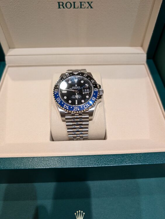 ロレックス GMTマスター （高級時計）の商品画像 - 査定依頼日：2025年9月11日 - 最高査定価格：2,450,000円