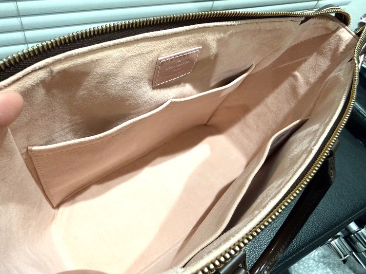 カイサトート（ブランドバッグ）の商品画像 - 査定依頼日：2025年12月19日 - 最高査定価格：85,000円