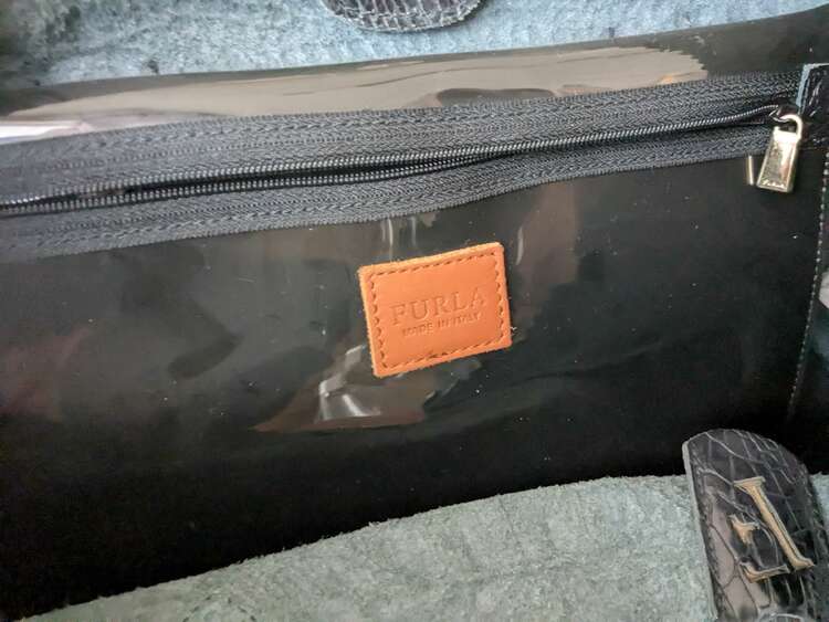 わからない（ブランドバッグ）の商品画像 - 査定依頼日：2025年3月27日 - 最高査定価格：2,000円