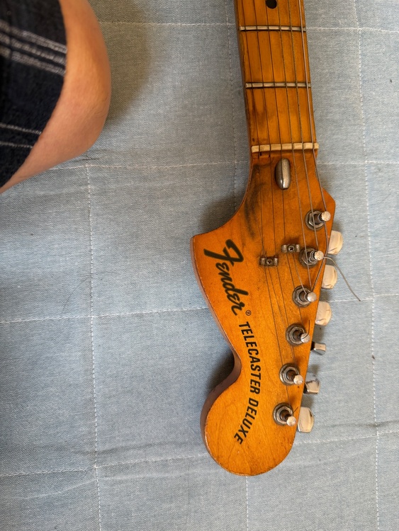 TELECASTER DELUXE（ピアノ・楽器・PA機材）の商品画像 - 査定依頼日：2026年9月2日 - 最高査定価格：350,000円