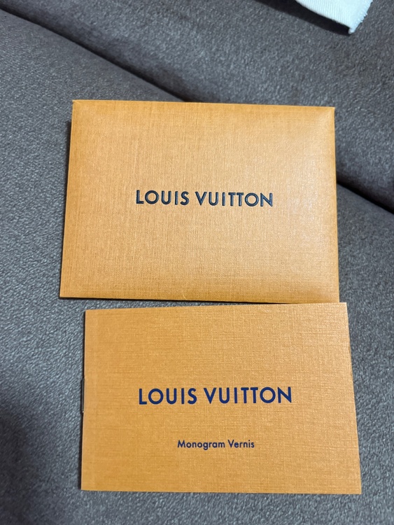 ブリーカーボックス　ショルダーバッグ（ブランドバッグ）の商品画像 - 査定依頼日：2026年4月15日 - 最高査定価格：120,000円