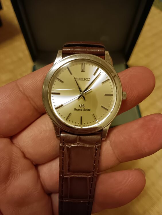セイコー グランドセイコー SBGS009（高級時計）の商品画像 - 査定依頼日：2025年7月19日 - 最高査定価格：50,000円