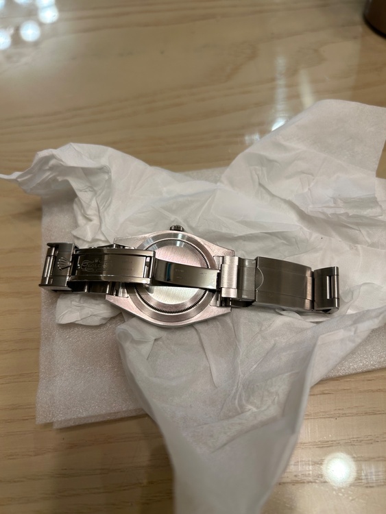 ロレックス エクスプローラー 21427（高級時計）の商品画像 - 査定依頼日：2025年12月6日 - 最高査定価格：1,150,000円