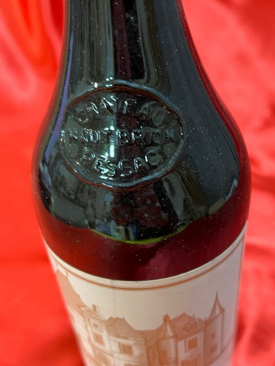 シャトーオブリオン（お酒）の商品画像 - 査定依頼日：2025年2月17日 - 最高査定価格：40,000円