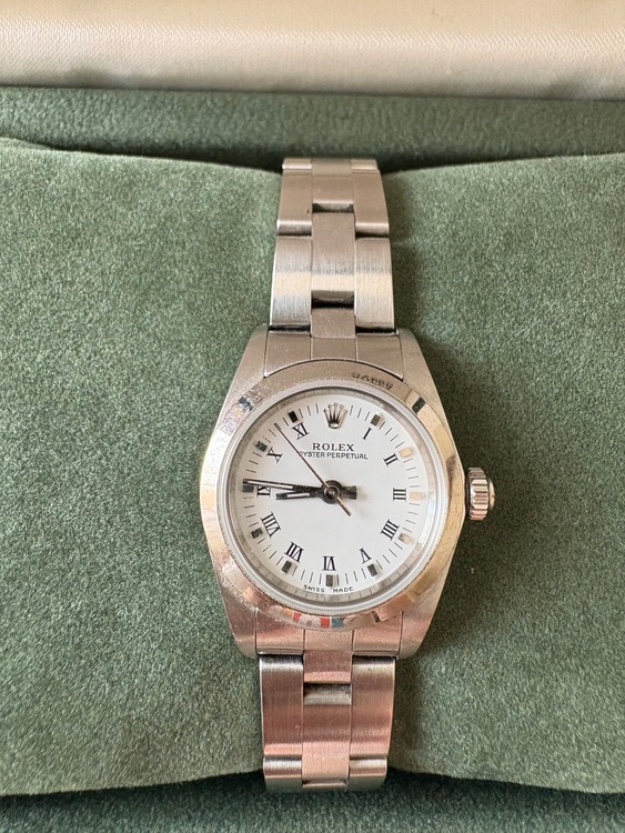 ロレックス パーペチュアル 76080P15094（高級時計）の商品画像 - 査定依頼日：2025年8月20日 - 最高査定価格：430,000円